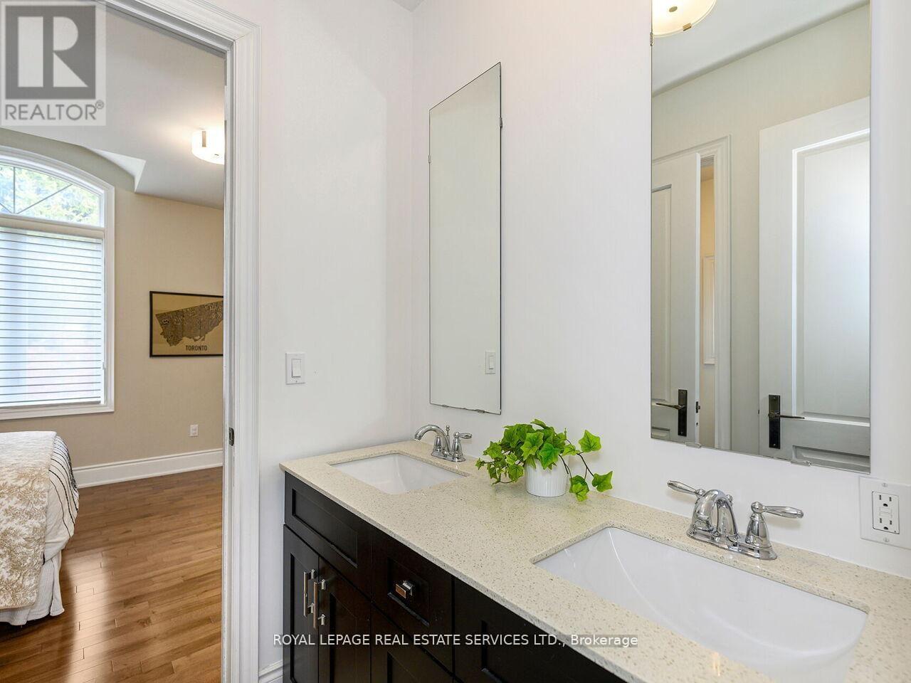 24 JOPLING AVENUE N - 26