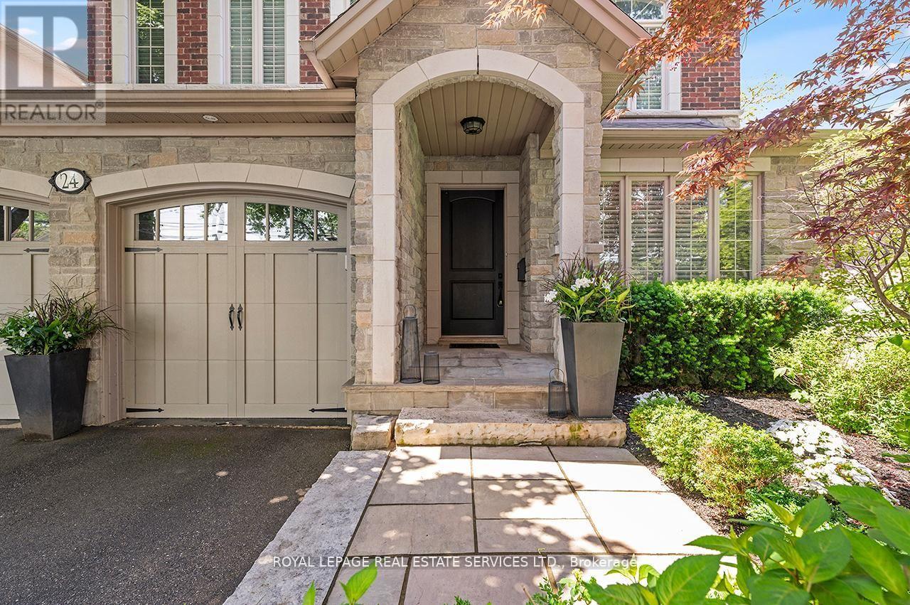 24 JOPLING AVENUE N - 3