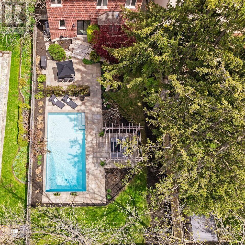 24 JOPLING AVENUE N - 37