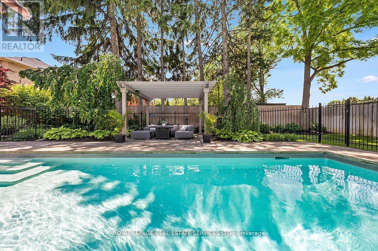 24 JOPLING AVENUE N - 43