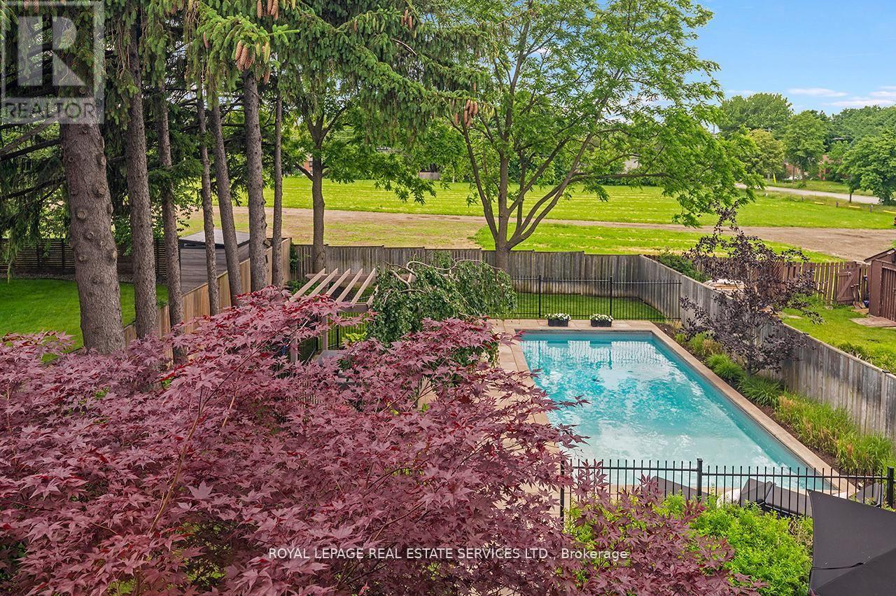 24 JOPLING AVENUE N - 48