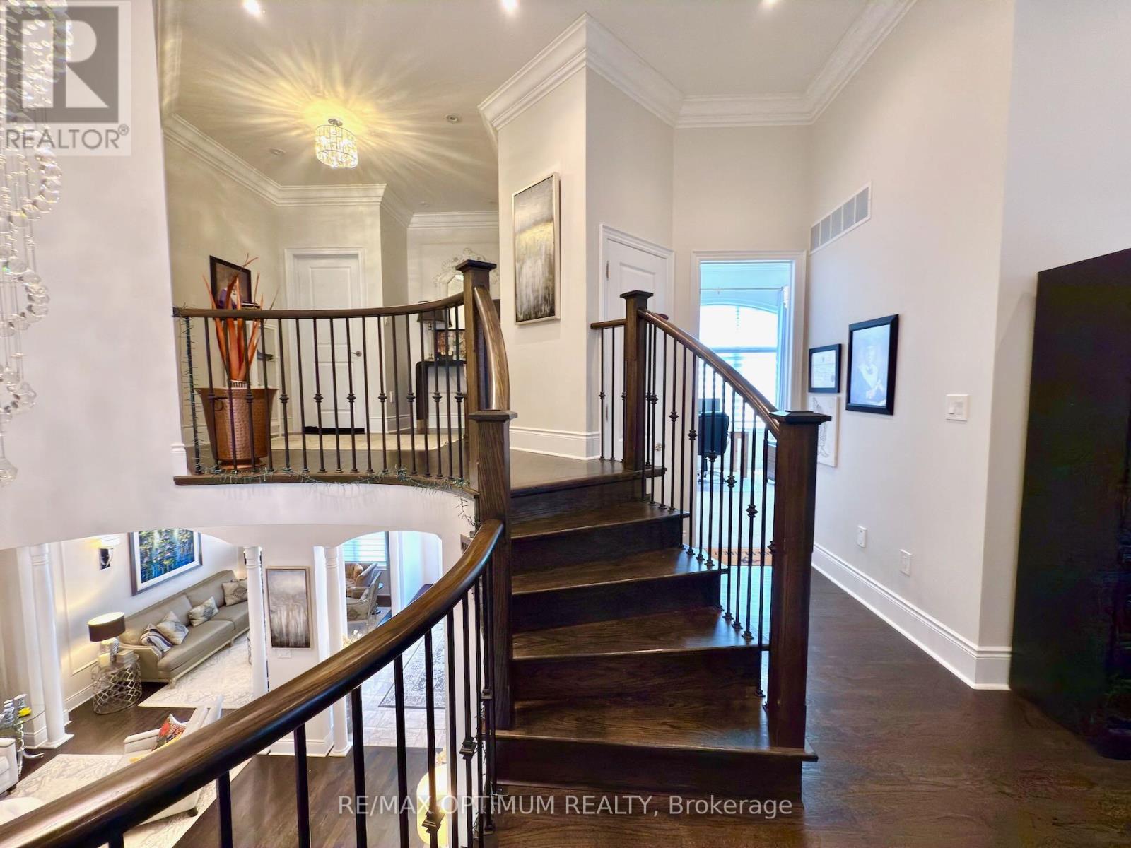 47 ROYAL WEST DRIVE - 23