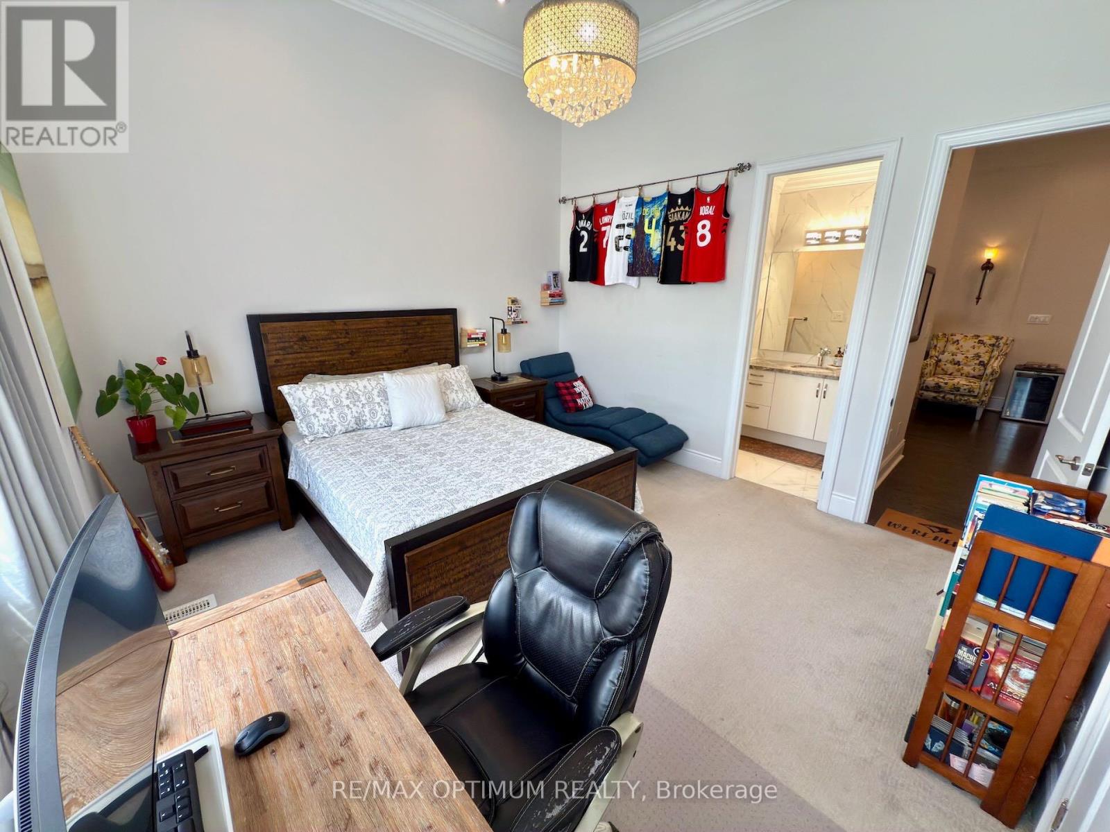 47 ROYAL WEST DRIVE - 29