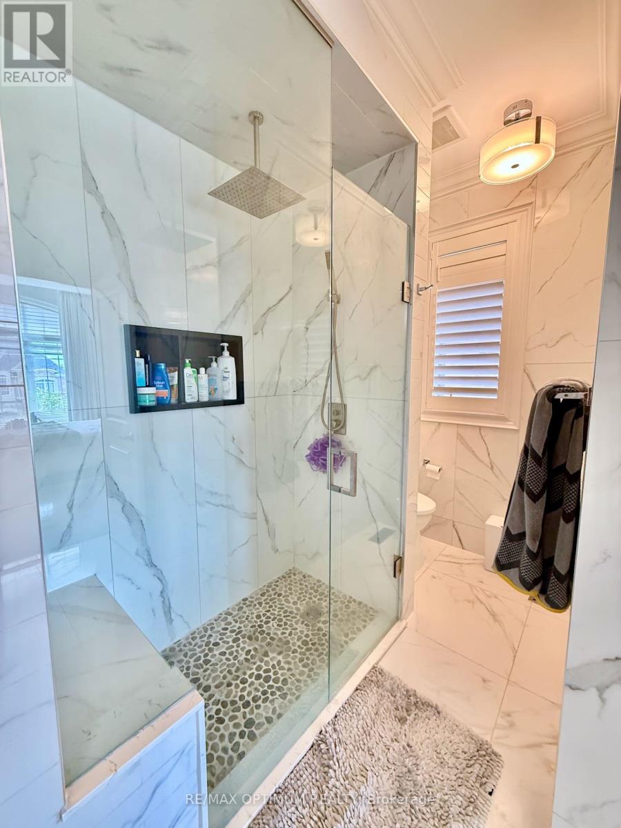 47 ROYAL WEST DRIVE - 34