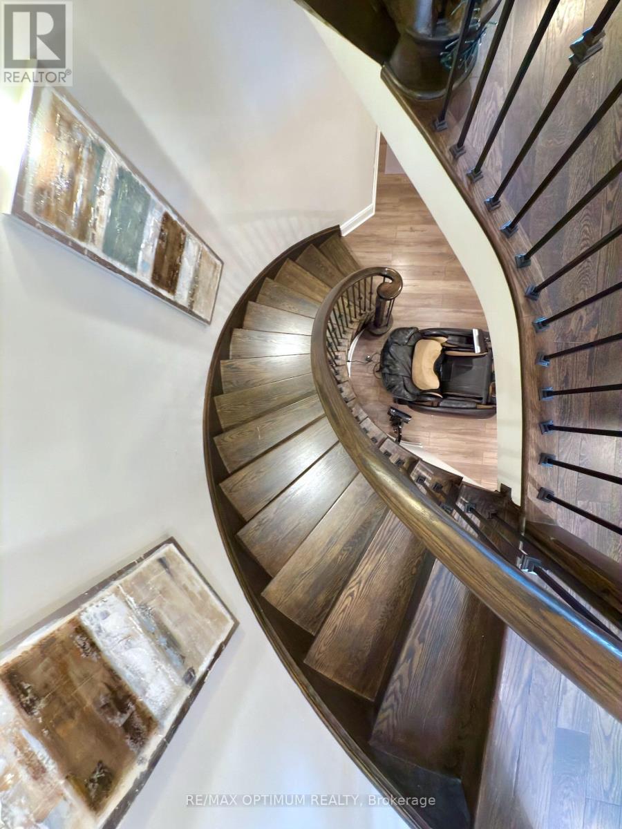 47 ROYAL WEST DRIVE - 37