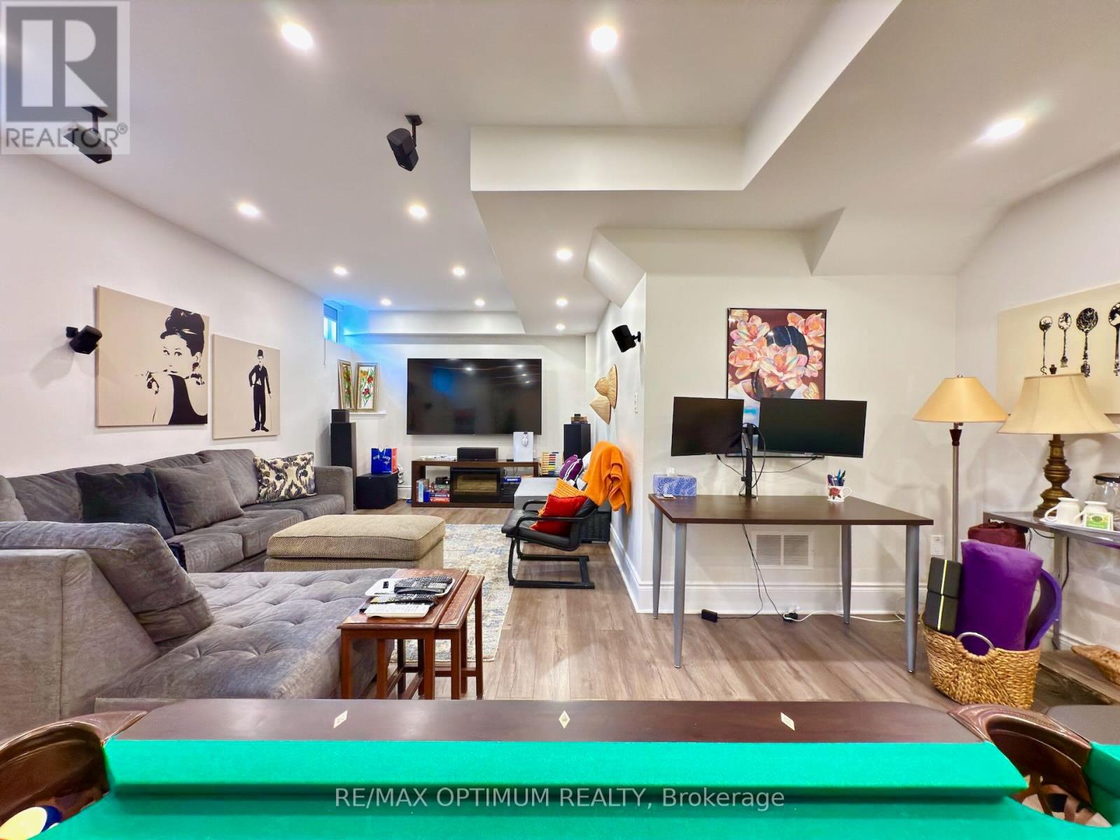 47 ROYAL WEST DRIVE - 39