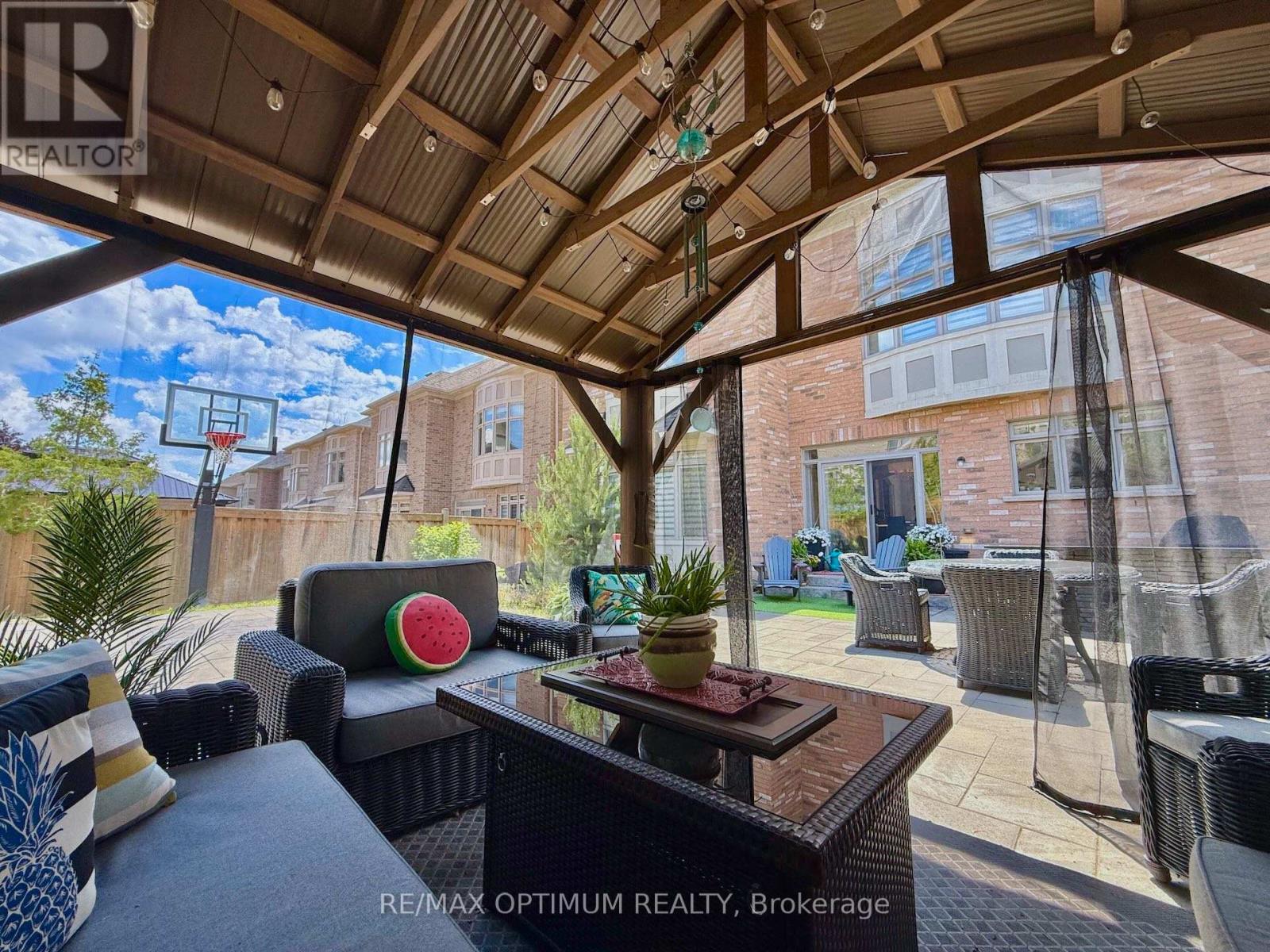 47 ROYAL WEST DRIVE - 46