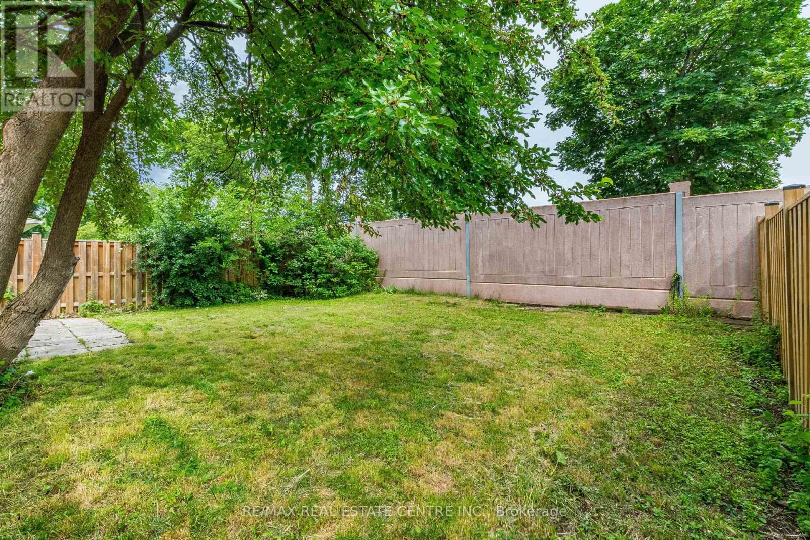 1124 SHAGBARK CRESCENT - 32