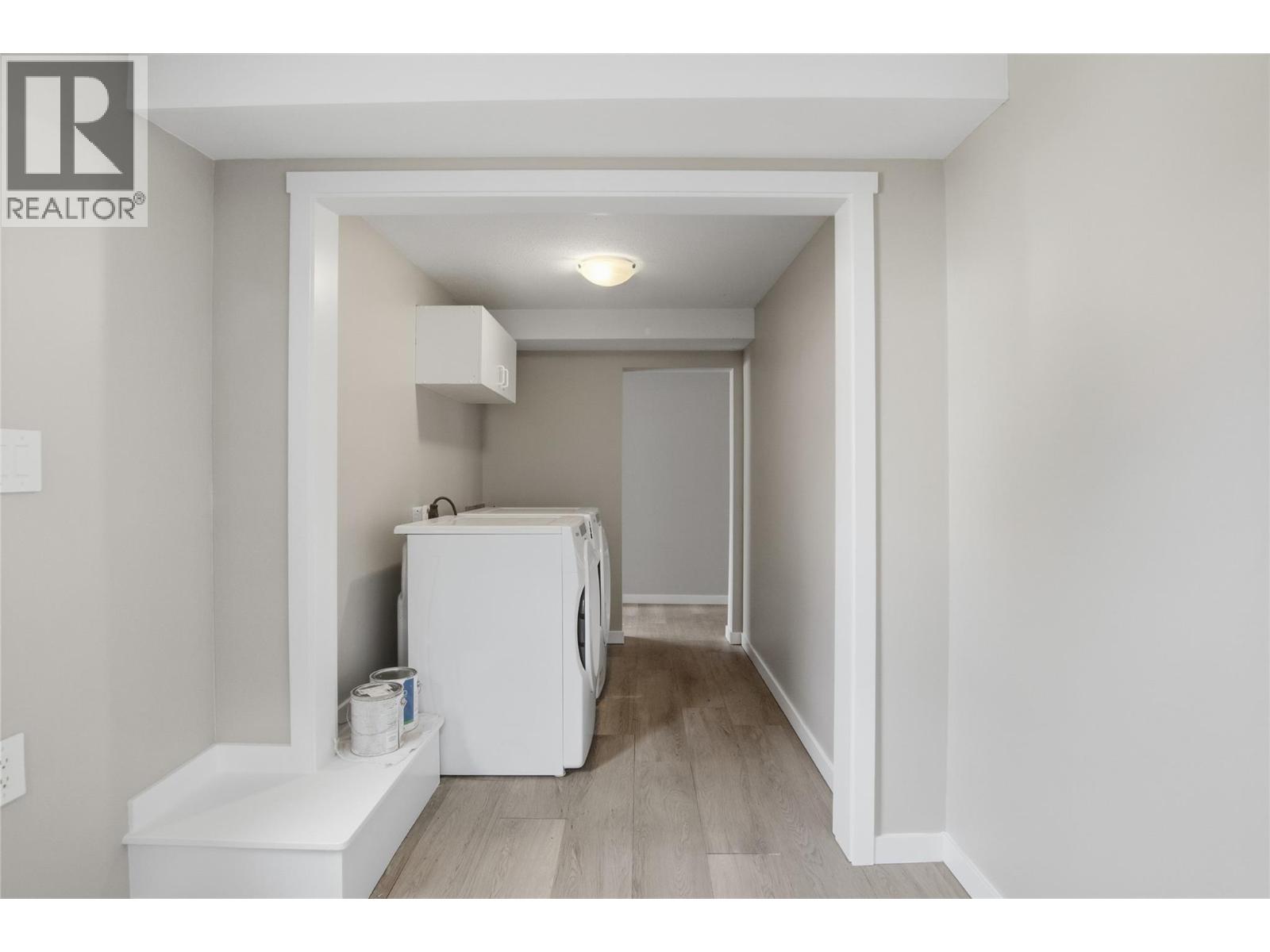 168 Yew Street - 29