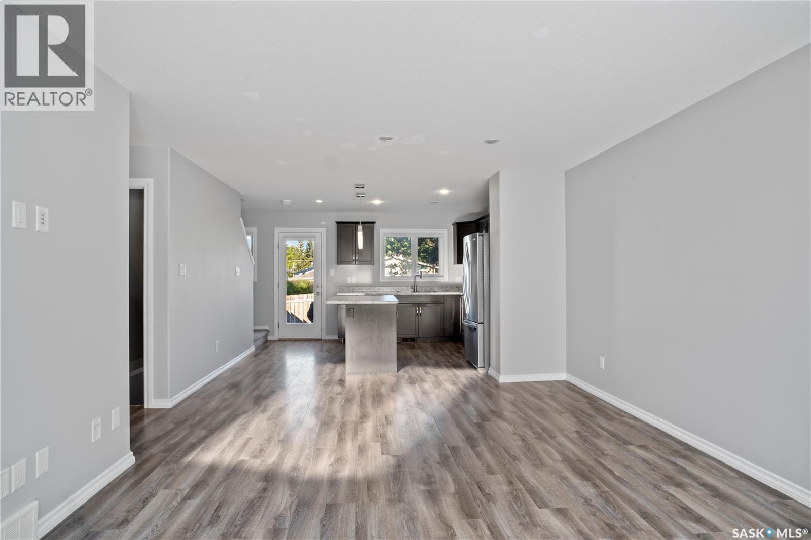 #110 4102 3rd AVENUE N - 3