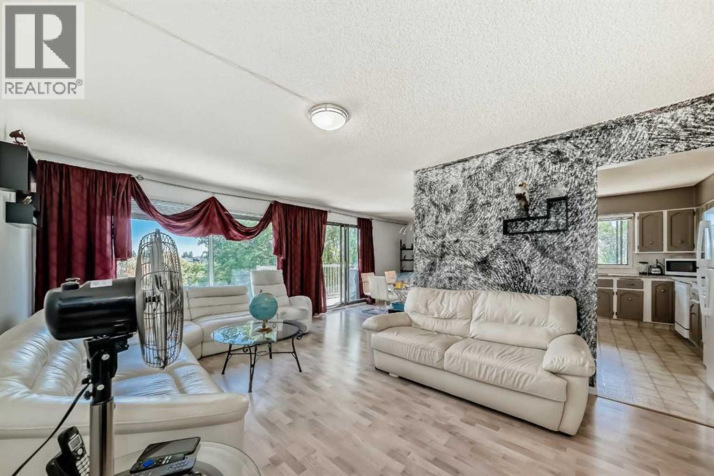 131 Ranchlands Court NW - 15