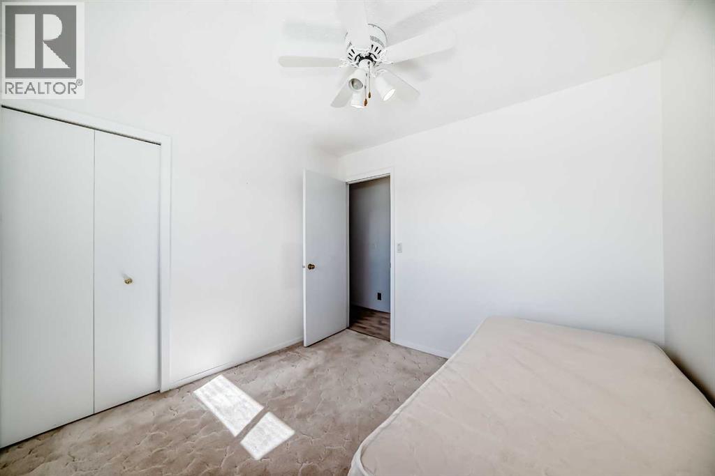 131 Ranchlands Court NW - 36