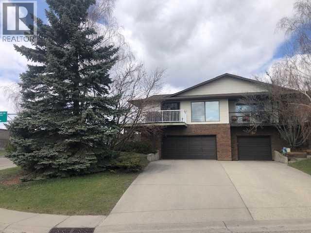 131 Ranchlands Court NW - 12
