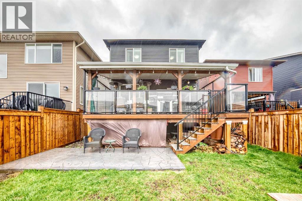 120 Emberside Place, Cochrane
