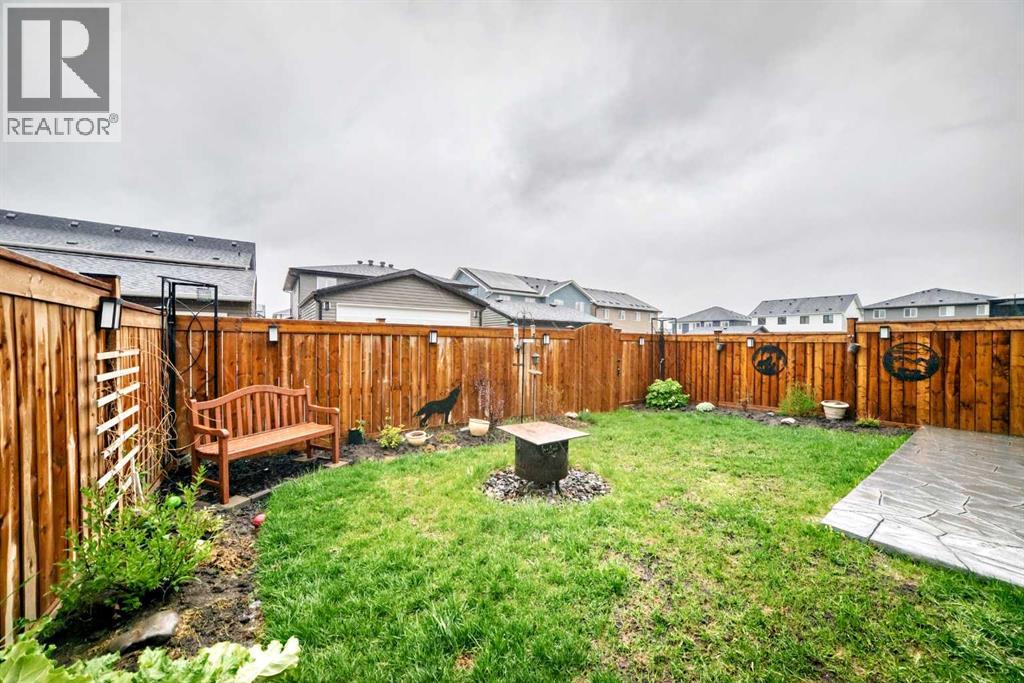 120 Emberside Place, Cochrane