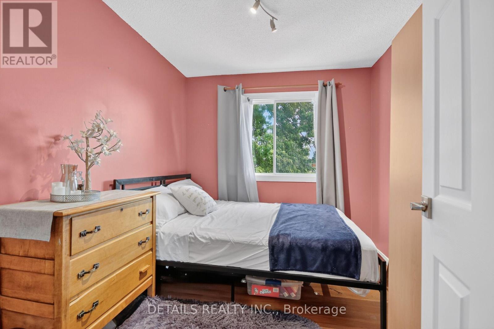 #- 1753 HEATHERINGTON ROAD - 22
