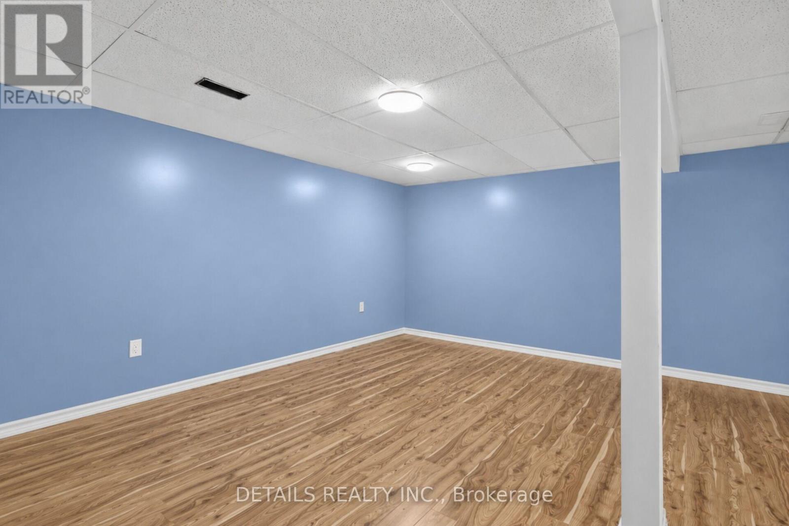#- 1753 HEATHERINGTON ROAD - 25