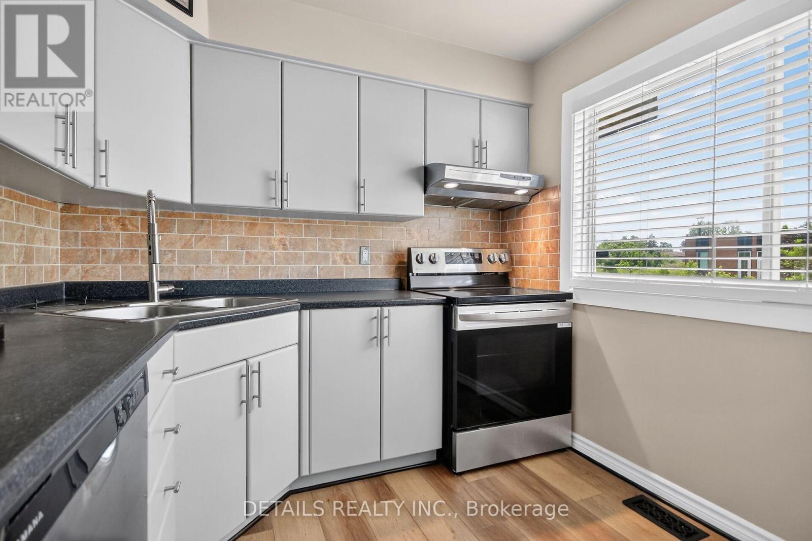 #- 1753 HEATHERINGTON ROAD - 6