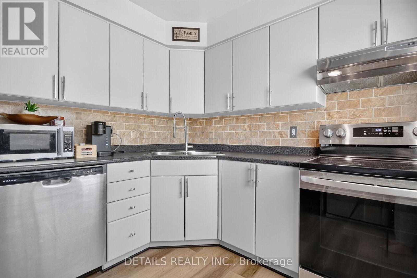#- 1753 HEATHERINGTON ROAD - 7