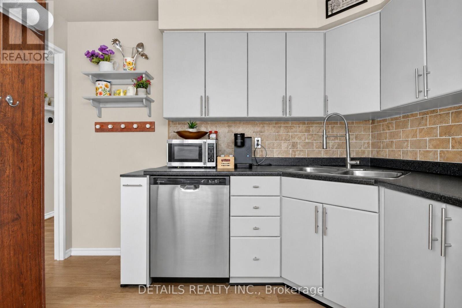 #- 1753 HEATHERINGTON ROAD - 8