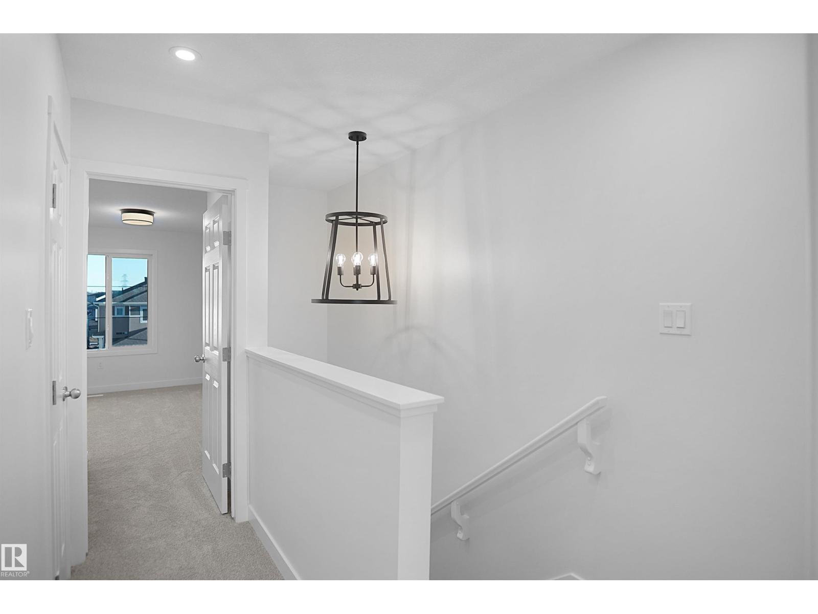 926 19 AV NW - 19