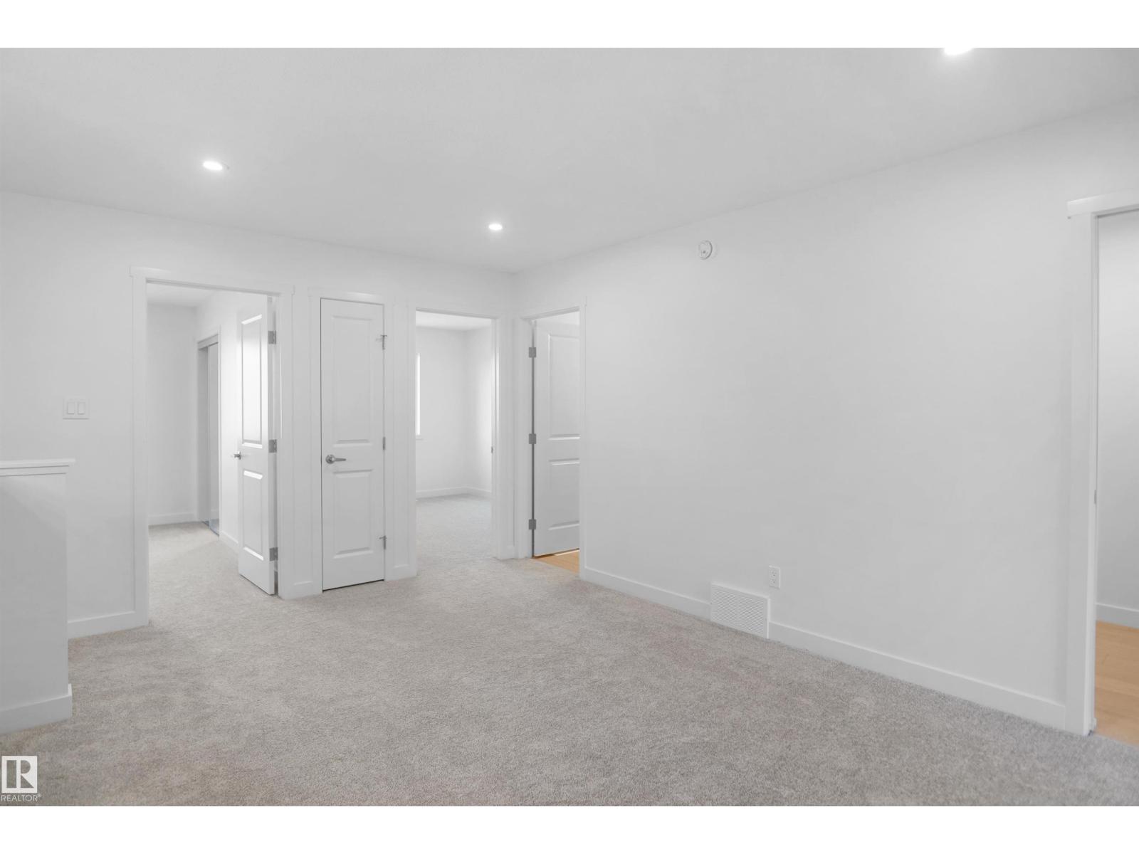 940 17 AV NW - 22