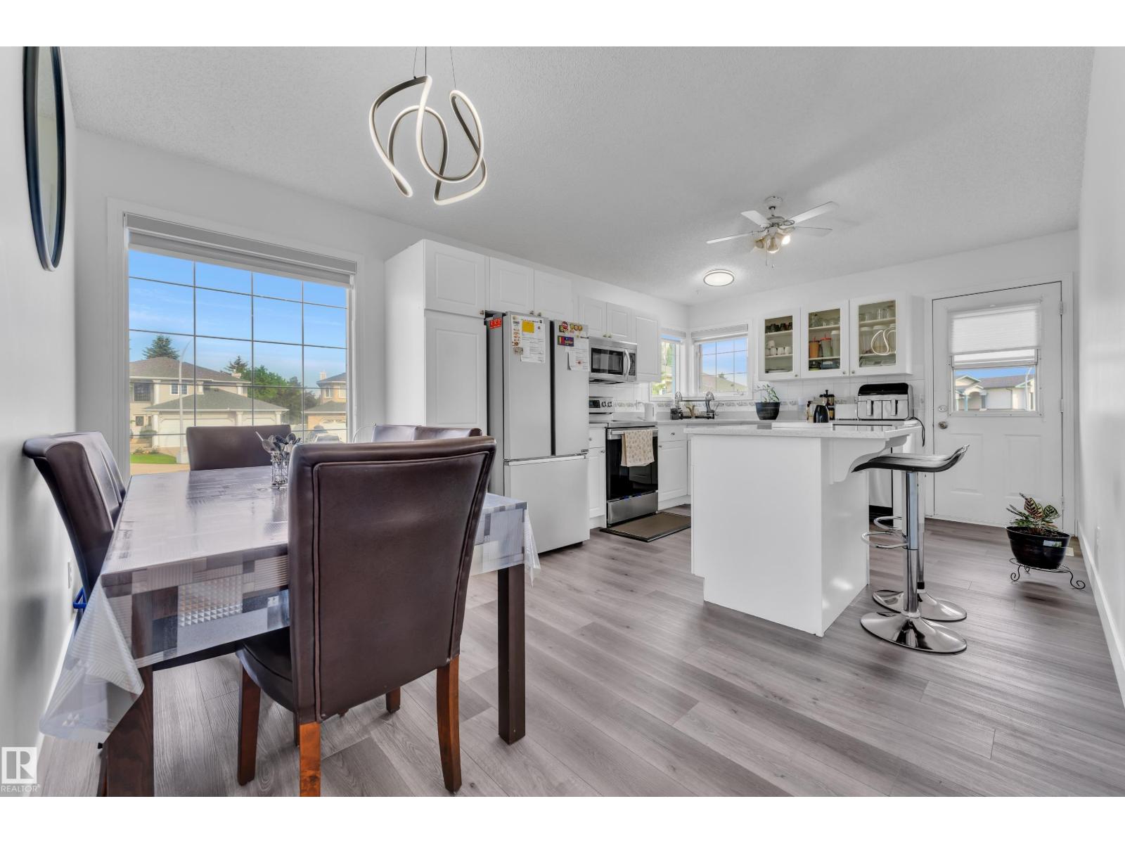 916 JORDAN CR NW - 12