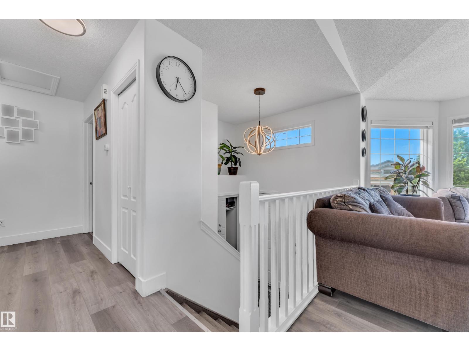 916 JORDAN CR NW - 17