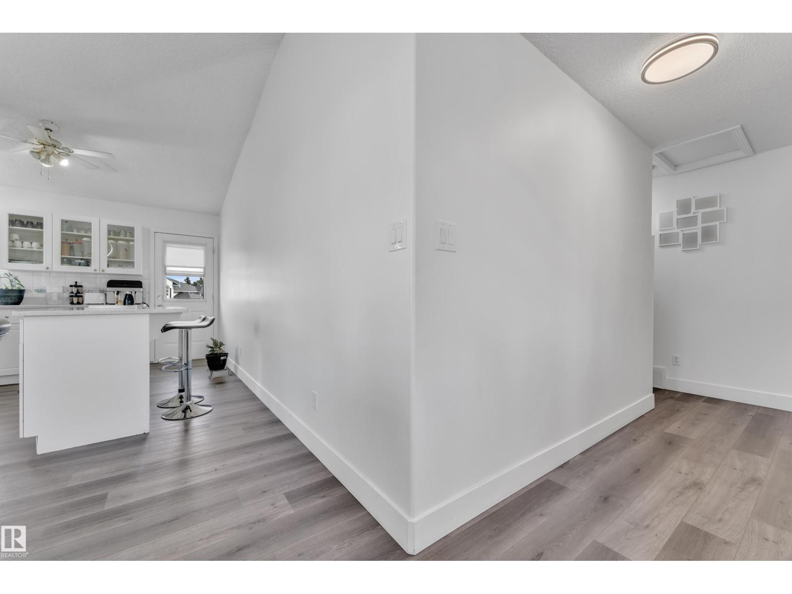 916 JORDAN CR NW - 18