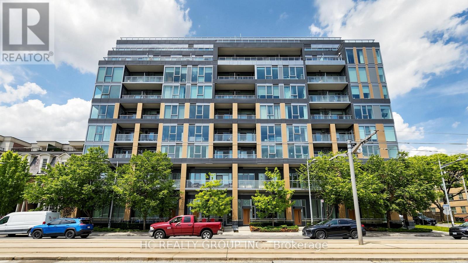 #701 6 PARKWOOD AVENUE - 2