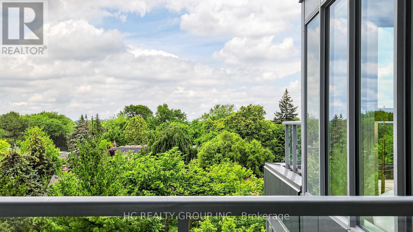 #701 6 PARKWOOD AVENUE - 31