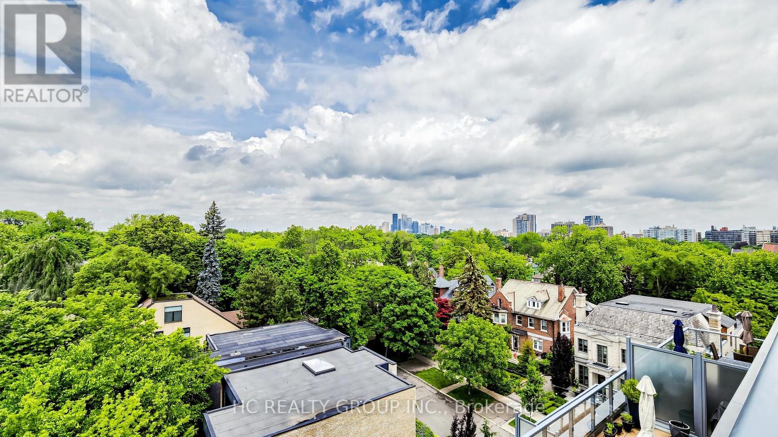 #701 6 PARKWOOD AVENUE - 34