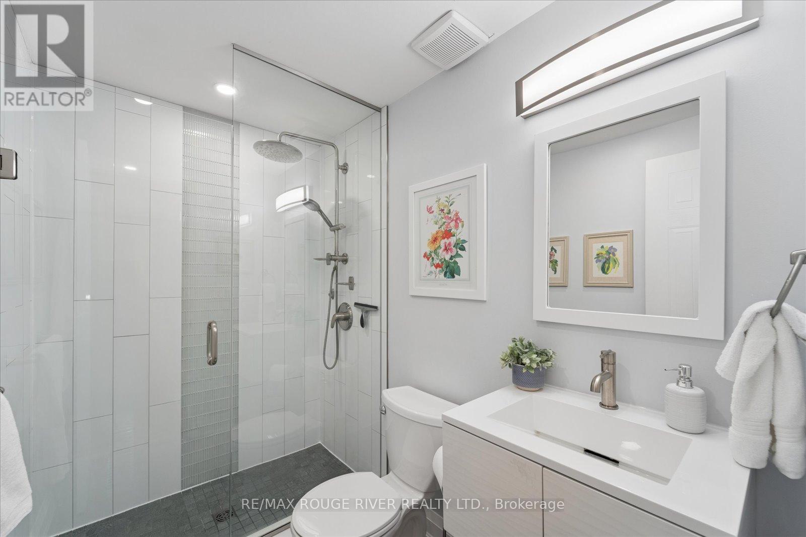 807 RED MAPLE COURT - 10