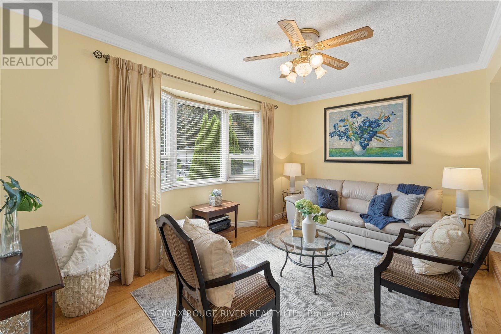 807 RED MAPLE COURT - 4