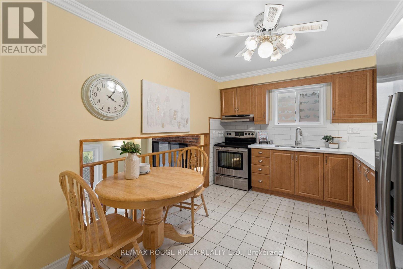 807 RED MAPLE COURT - 7