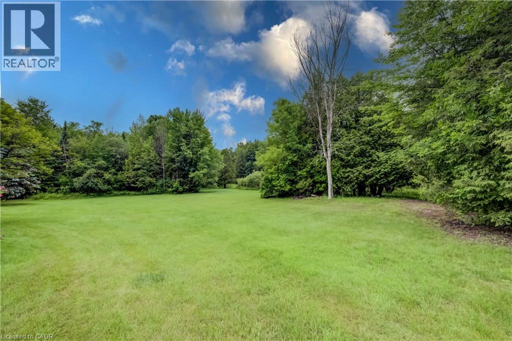 7298 SIDEROAD 8 W - 42