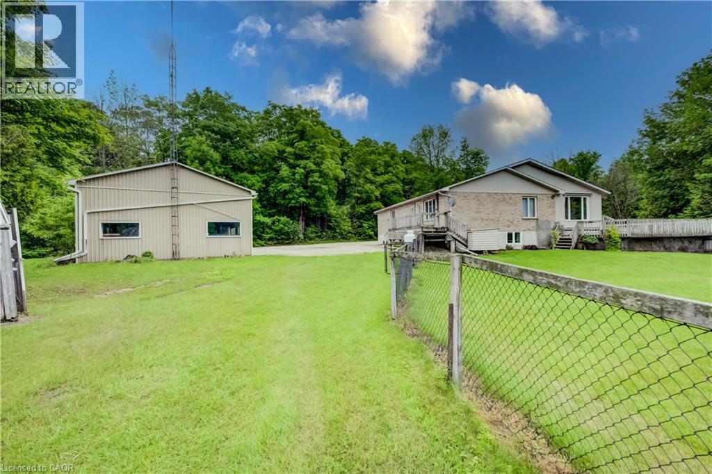 7298 SIDEROAD 8 W - 43