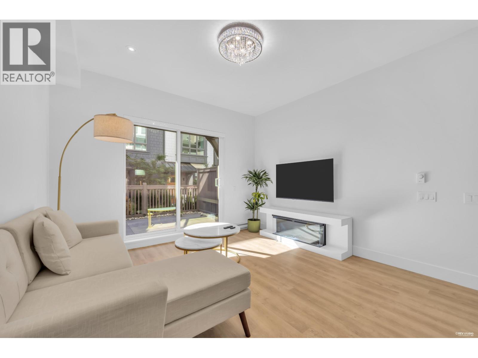 103 2320 EMERY COURT, North Vancouver
