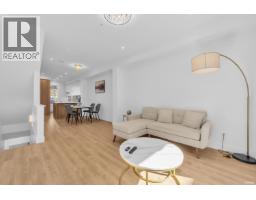 103 2320 Emery Court, North Vancouver, BC V7J0G3 Photo 9