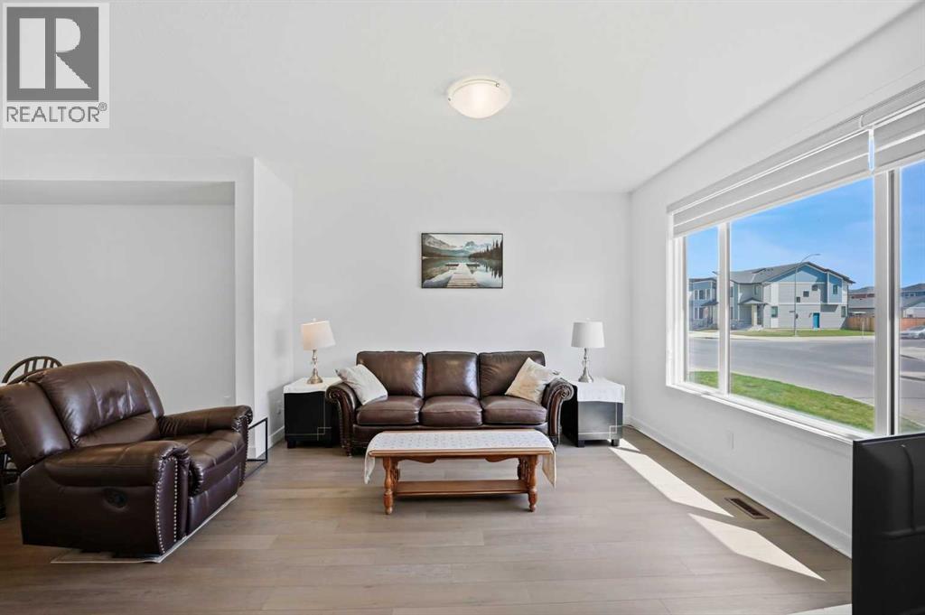 78 Belvedere Avenue SE - 6