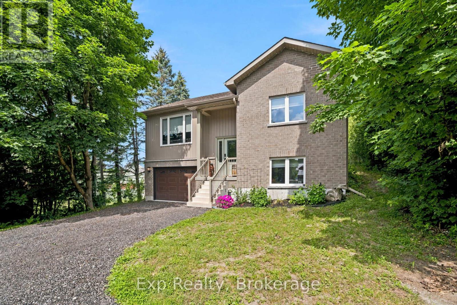 282 JOHN STREET - 1
