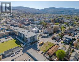 303 Nanaimo Avenue W, Penticton, BC V2A1N8 Photo 7
