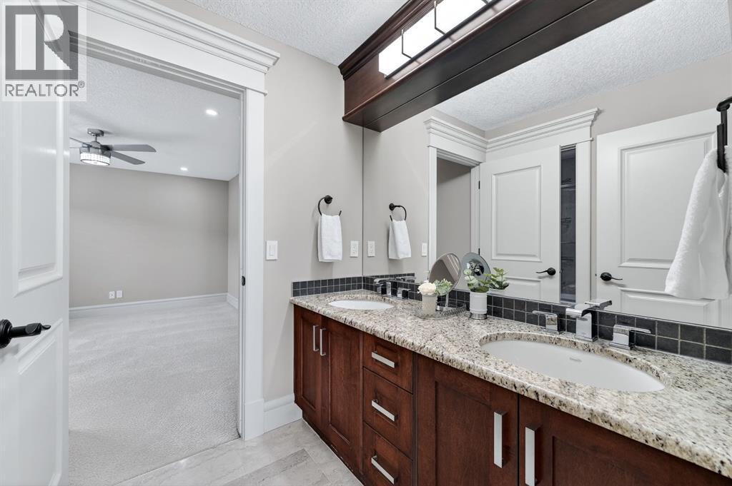 52 Wentworth Crescent SW - 32