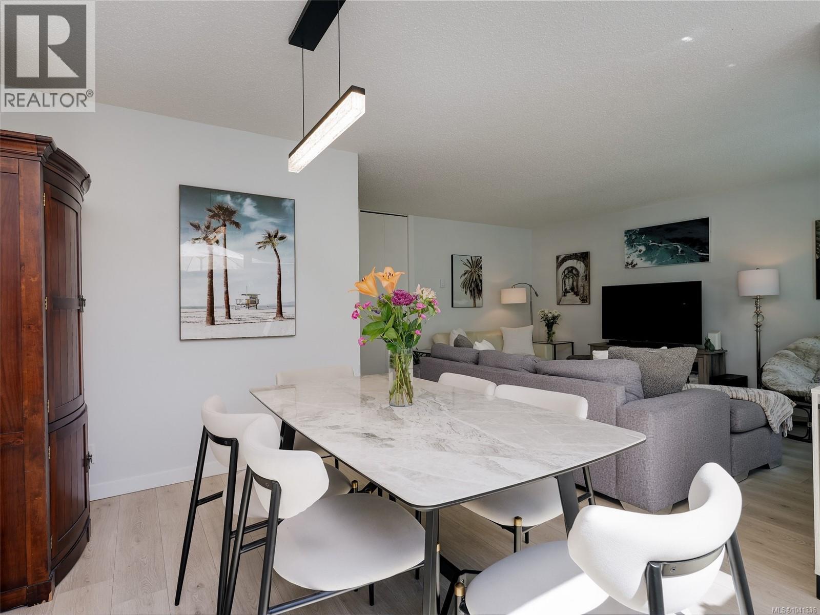 #103 327 Maitland St - 6