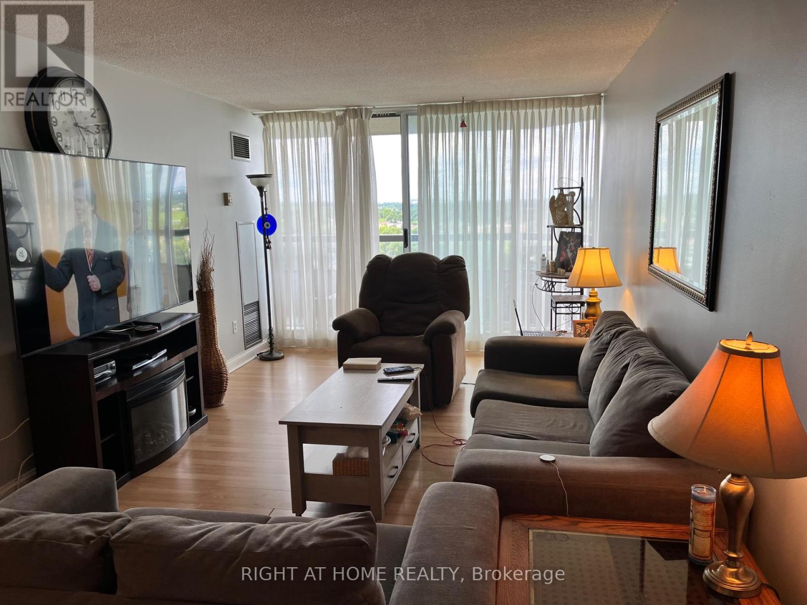 #1507 24 HANOVER ROAD - Image 26