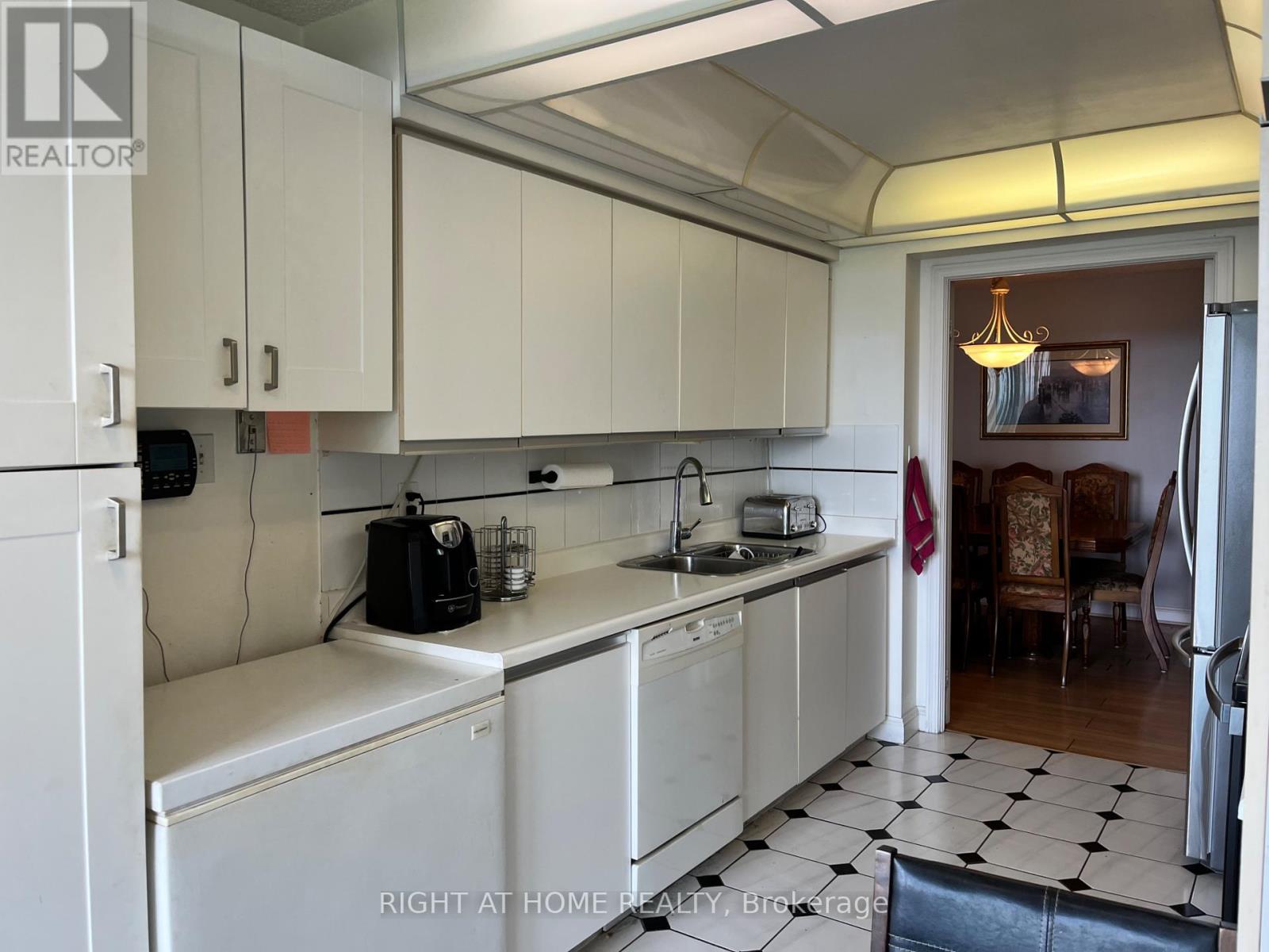 #1507 24 HANOVER ROAD - Image 6