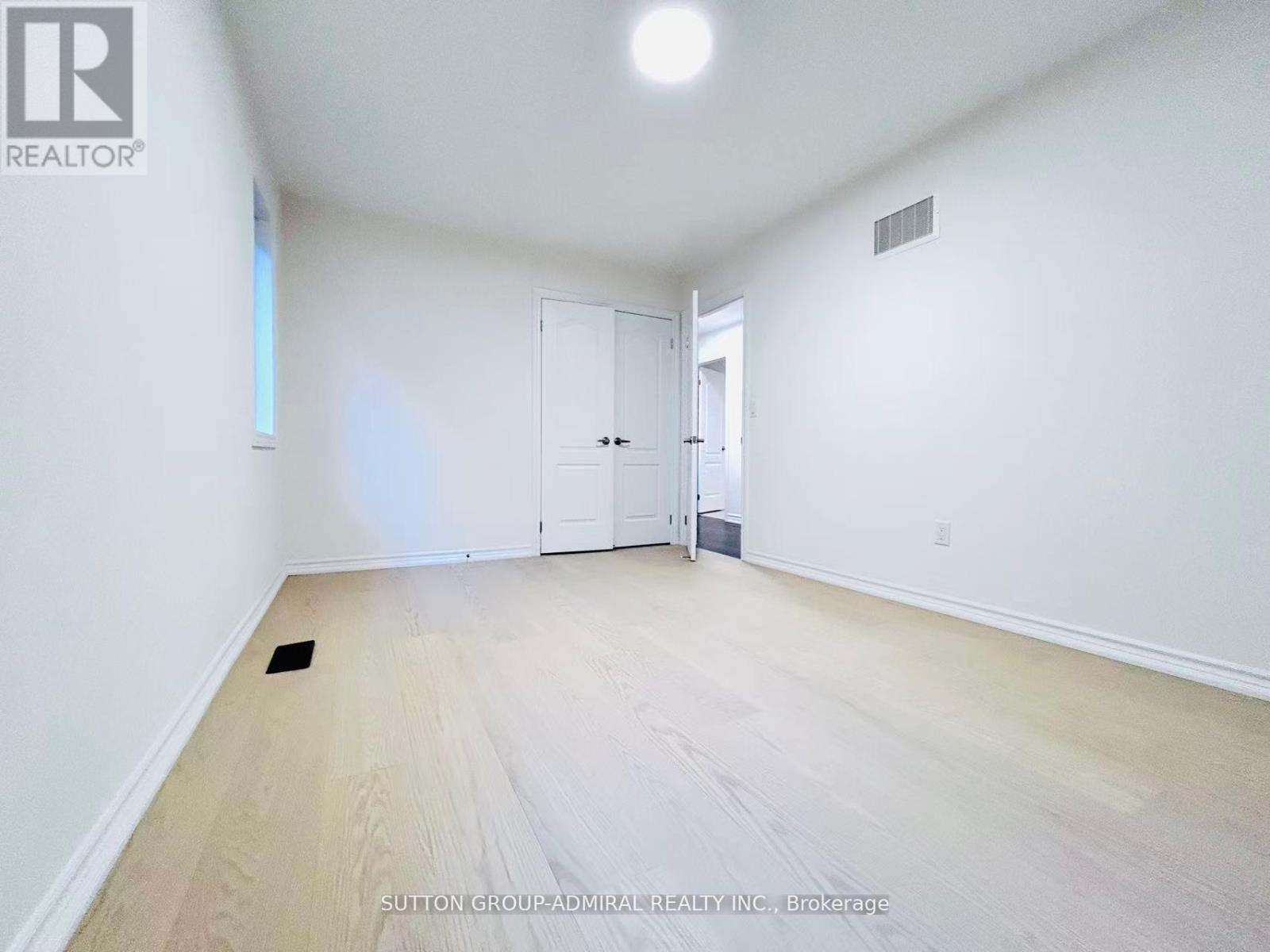 81 LIVANTE COURT - 36