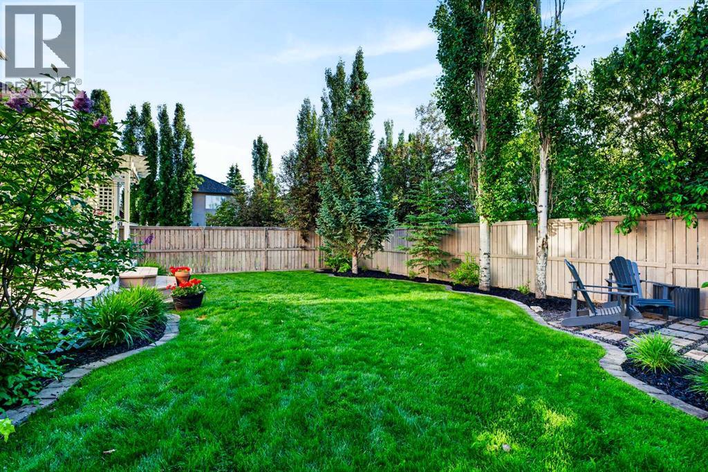 165 Strathlea Place SW — photo 44