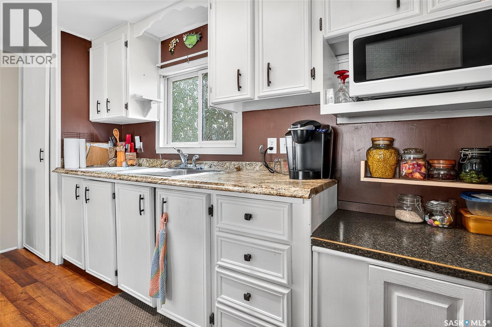 #B19 1455 9th AVENUE NE - 12