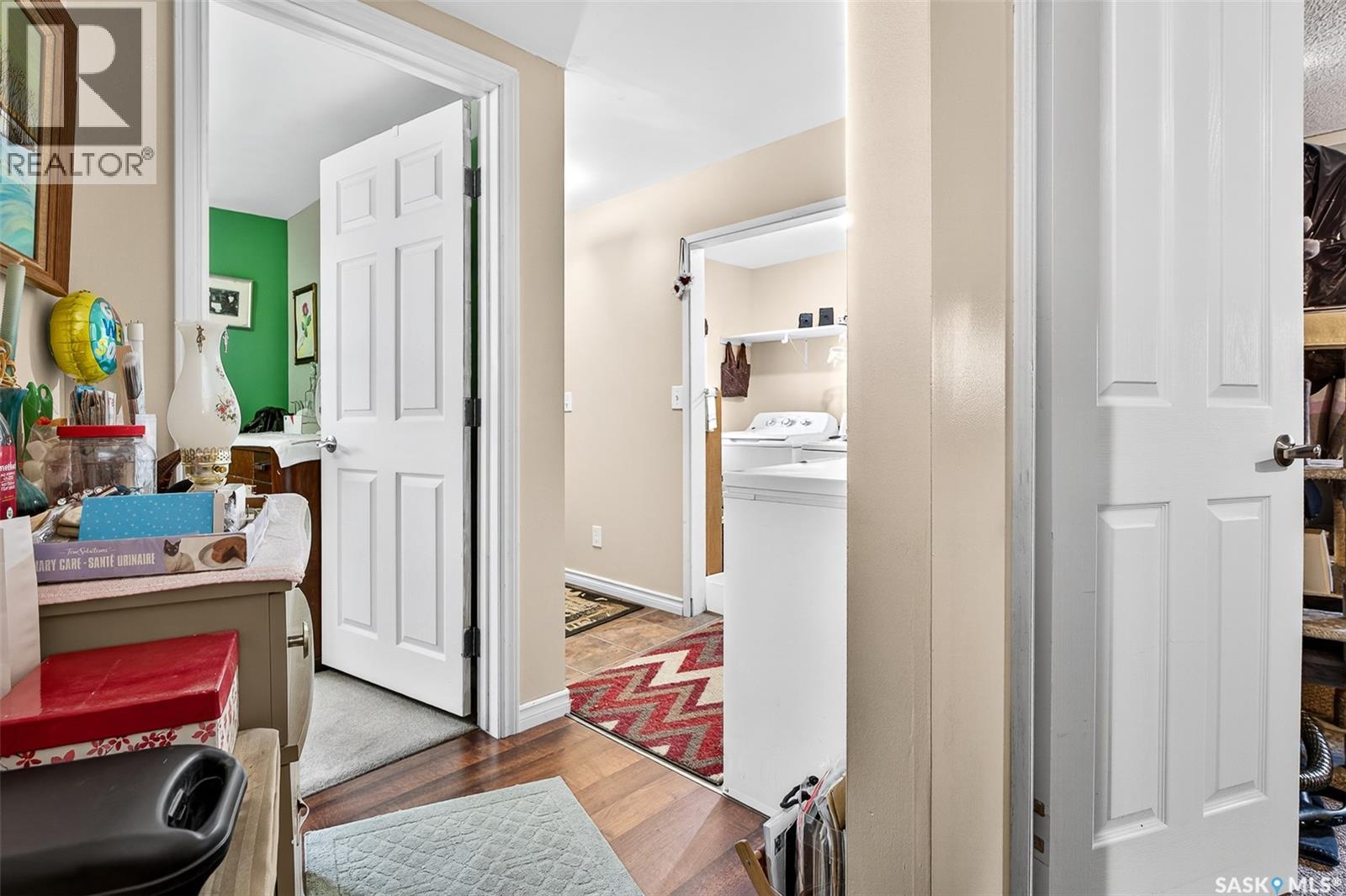 #B19 1455 9th AVENUE NE - 25